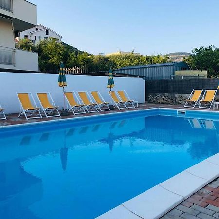 Appartement Pietra Ligure - Essential With Swimming Pool Extérieur photo