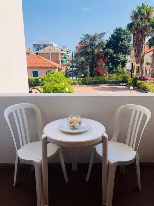 Appartement Pietra Ligure - Essential With Swimming Pool Extérieur photo